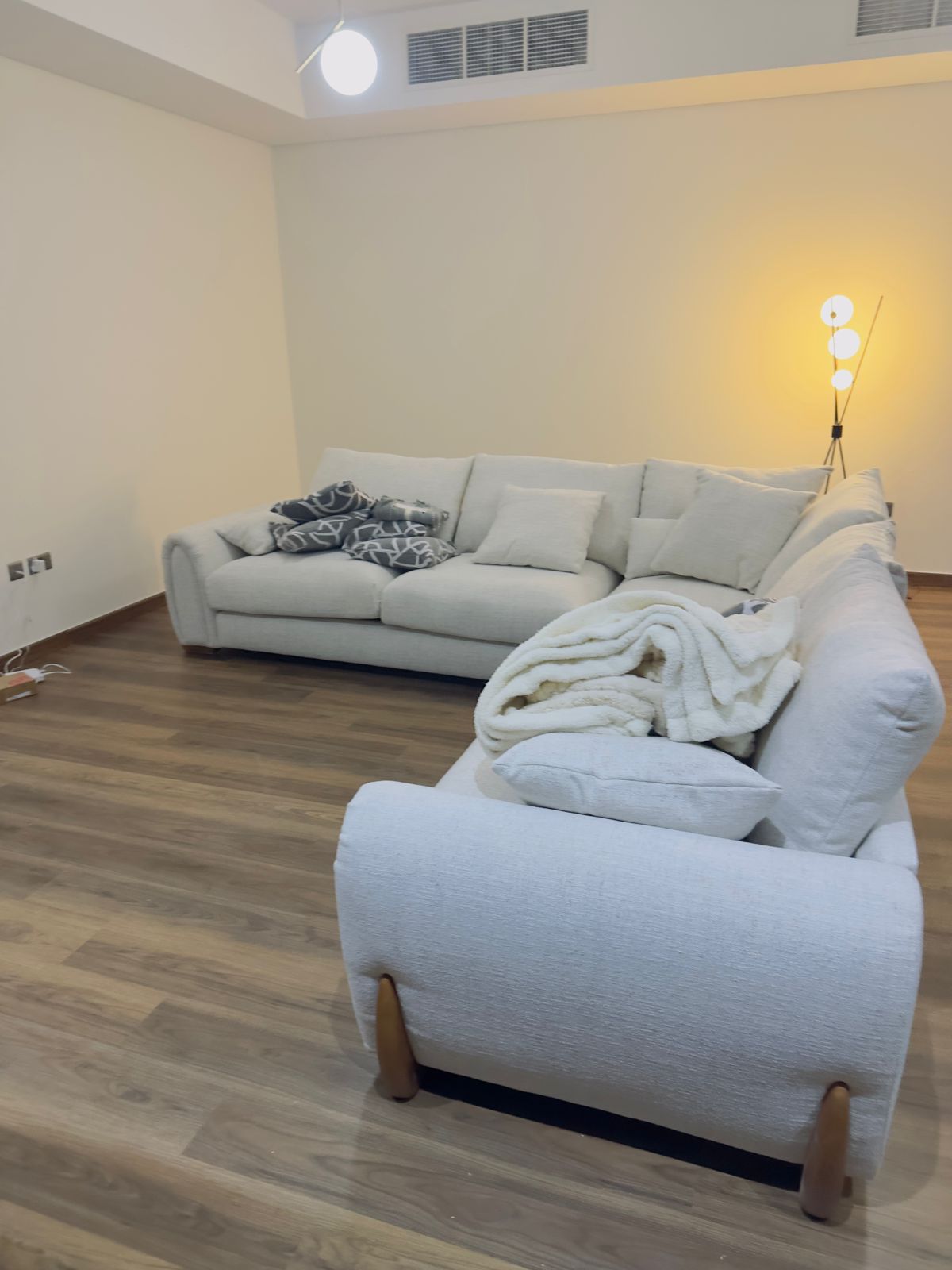 A Look At Our Wardrobes & Dressing Units